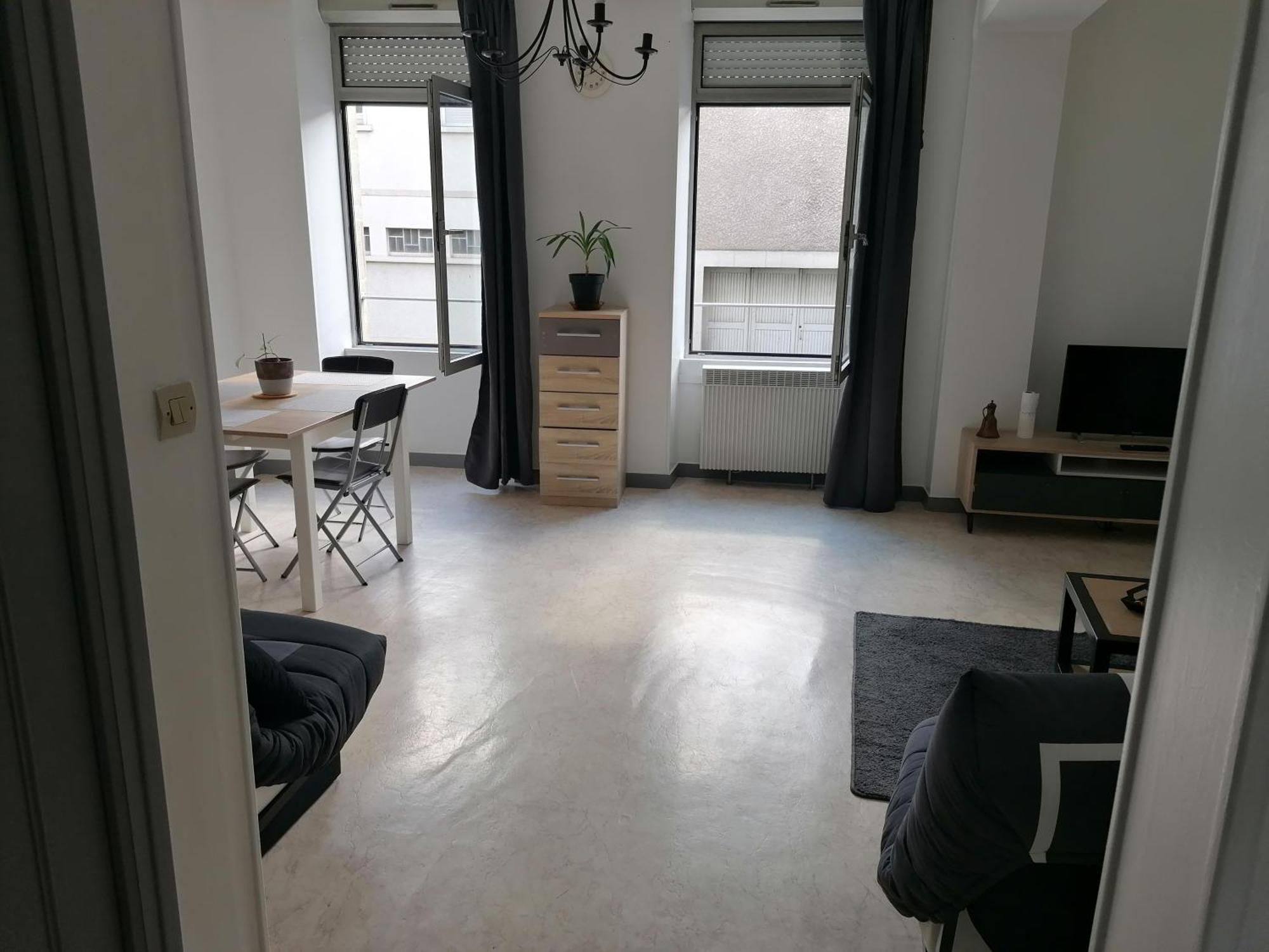 Appartement-Vierzon-Centre Екстериор снимка